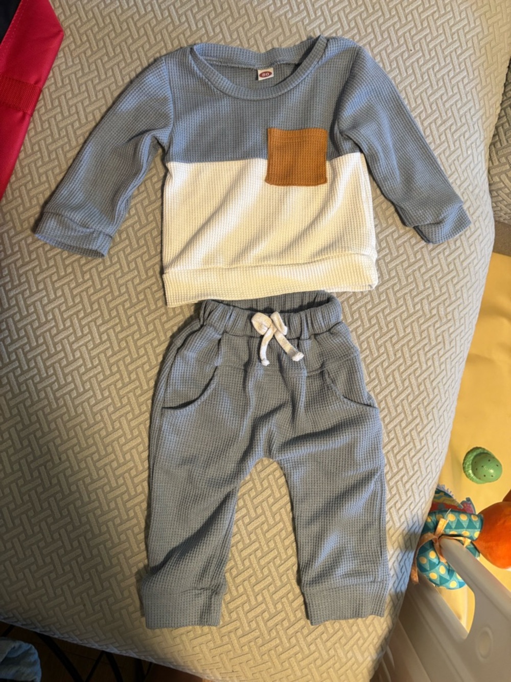 Kids Blue Waffle Knit Pocket Sweatshirt & Jogger Set - Blue/ white